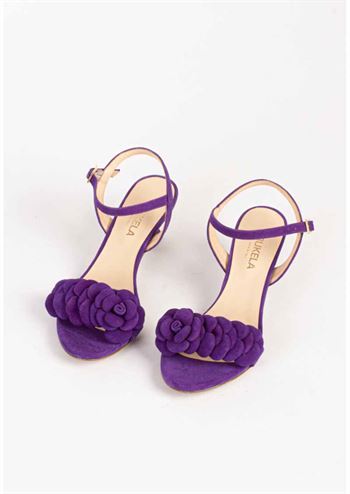 Lilla fin sandal med hæl fra Bukela